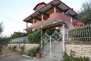 Georgemishel Guest House - Berat - 3