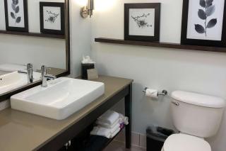 Country Inn & Suites by Radisson, San Jose International Airport, CA - San José - 8