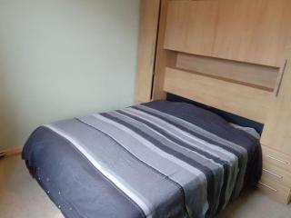 Family or 6 adults 36mins to London Bridge and Victoria - Whyteleafe - 8