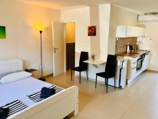 Apartments Kiwi, Rogoznica (Croatia) - Rogoznica (Rogosnizza) - 8