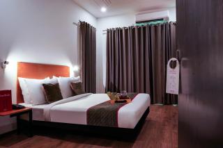 Super Townhouse Galleria Market Near Golf Course Road - Gurgaon - 7