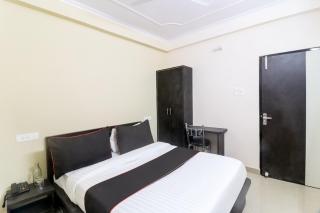 Collection O Lily Grand Hyderabad Gate - Kakarmatha - 8