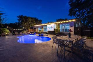 New Villa Jungle Paradise Heated Pool BBQ Soccer - 0