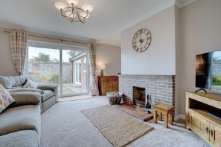 Pebblelight by Winterton Cottages - 9