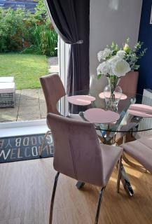 The Heart - Cosy 3 bedroom house with double driveway and Garden in Manchester - Manchester - 2