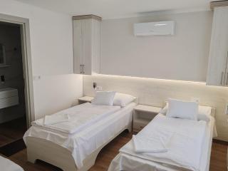 Mamácska Apartmanok - Bogács - 7