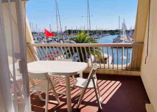 studio LE GRAU DU ROI Vue port de plaisance de Port CAMARGUE - 2