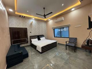 Aastha homestay - Faizābād - 1