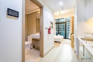 Near Top Attractions Studio with Modern Lifestyle in Azizi Riviera 8, Al Merkadh by Deluxe Holiday Homes - Dubai - 1