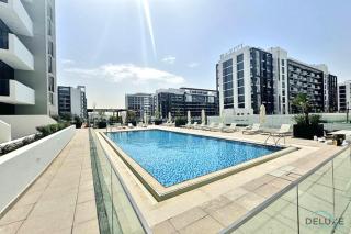 Near Top Attractions Studio with Modern Lifestyle in Azizi Riviera 8, Al Merkadh by Deluxe Holiday Homes - Dubai - 4