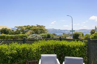 You little beauty - Wharewaka Beach Magic - Taupo - 6