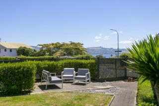 You little beauty - Wharewaka Beach Magic - Taupo - 5