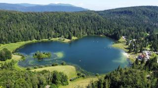Appartement privé et lumineux en centre-ville, à Oyonnax, proche des lacs - 1