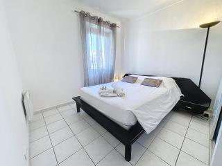 Central 1 bedroom Riouffe 206 2 mins from Palais - 3