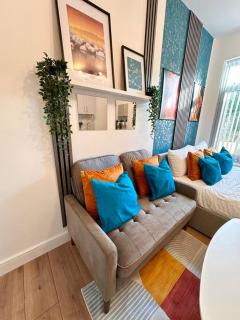 R4 Newly Renovated Luxury Studio in Harborne Lane by Queen Elizabeth Hospital - Birmingham - 8