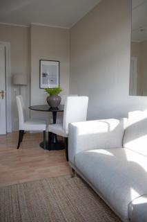 Modern, ruhig, gemütlich: 2 Zimmer Wohnung in bester Lage nahe Alster + Stadtpark - Amburgo - 6