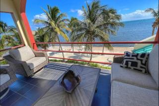 Belize Beachfront Apartment - San Pedro - 6