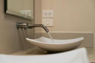 Infinity Suites triple room 105 - 6