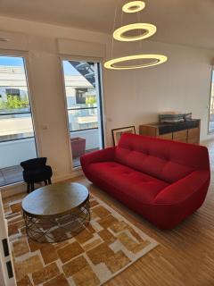 La Varenne Standing - 2