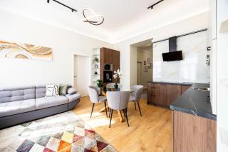 DeLuxe Izabella City Center Residence with 4BEDRM, 3BATHRM - Budapest - 7