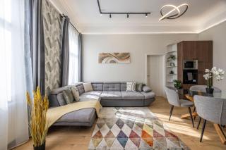 DeLuxe Izabella City Center Residence with 4BEDRM, 3BATHRM - Budapest - 6