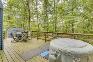 Less Than 1 Mi to Bryce Resort Quiet Cabin with Hot Tub! - Basye - 9