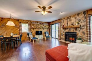 Less Than 1 Mi to Bryce Resort Quiet Cabin with Hot Tub! - Basye - 6