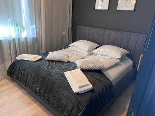 Cosy 4 bedroom house with free parking - Höfn - 4