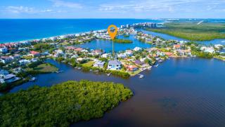 Bayside Retreat, 4 Bedroom, 3 Bath Beach House, Heated Pool, Spa, Boat Dock - 5