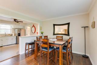 Fire Pit-Great Neighborhood-15 Min to Broadway - 8