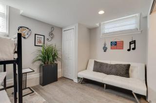 Fire Pit-Great Neighborhood-15 Min to Broadway - 4