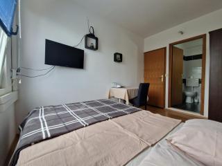 Rooms for two - 1