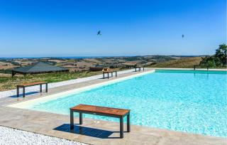Awesome Apartment In Terre Roveresche - La Figurina - 0