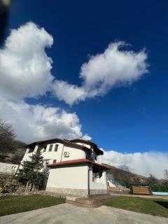 The Rising Sun Villa - Anton - 7
