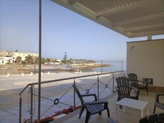 Casa Vacanze La Rosa - Baia Cornino - Custonaci - 0