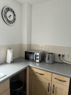 Elegant 3-Bedroom Apt with En suite and Shared Amenities with Free WI-FI - Colchester - 5