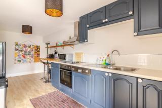 Furzen Farmhouse - Quiet Alternative to a Hotel - Cirencester - 9