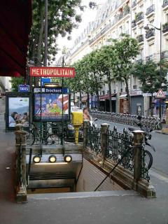 GoodGuest-Appartement Design et Cosy Batignolles - Paris - 2