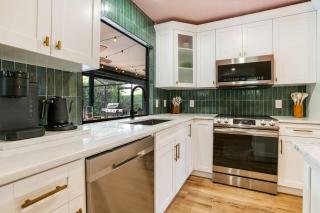 Pink Palm Villa Heated Salt Pool 5 min to beach - Bonita Springs - 9