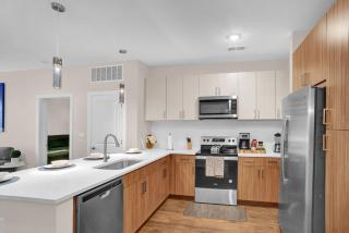 Chateau de Capri Nashville w Pool Gym Free Parking - Nashville - 5