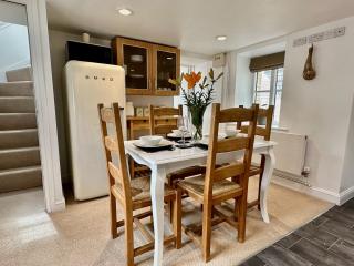 Wothorpe House, 4 bed, Stamford Centre by Belmont Places - Lincolnshire - 3