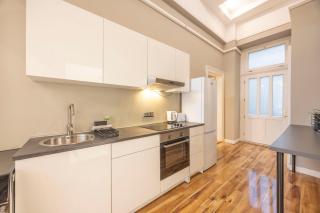 Charming & Cozy Central Suite by Prestige Homes - 4