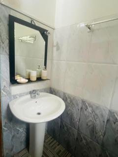 Sun Shades View Residence - Andugoda - 8