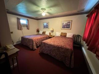 Holiday Motel - Orillia - 2