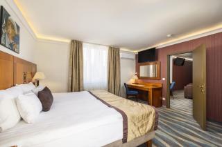 Carlton Hotel Buda Castle - 8