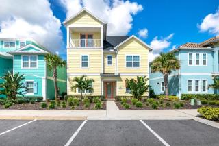 Sunshine Cottage With Private Pool Near Disney With Margaritaville Resort Island H20 Access - 8165SU - Orlando - 0