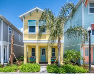 Sun Baked Cottage With Hot Tub Near Disney With Margaritaville Resort Island H2O Access - 8089Dr - Orlando - 0