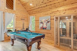 Romantic Cabin w Rain Shower & Spa Tub - Cornelia - 9