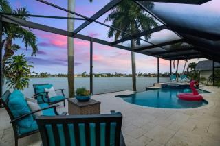 Waterfront EsCape Villa - Cape Coral - 0