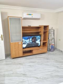 Large 1bedroom apart Deir Ghbar - Umm Uthainah - 5